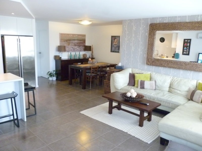 4/143 Bundilla Boulevard, Mountain Creek QLD 4557