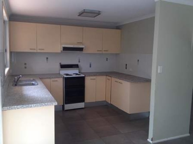 29 Coonang St, Warana QLD 4575