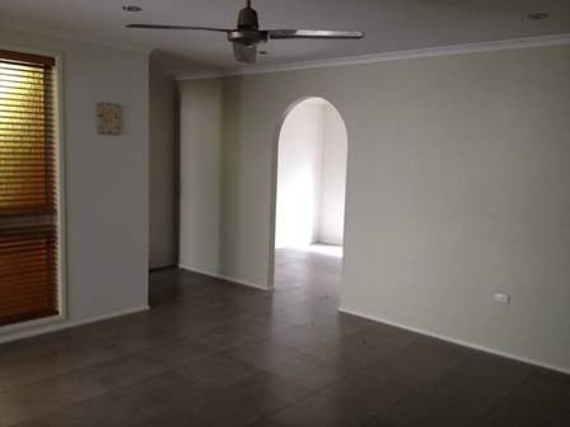 29 Coonang St, Warana QLD 4575