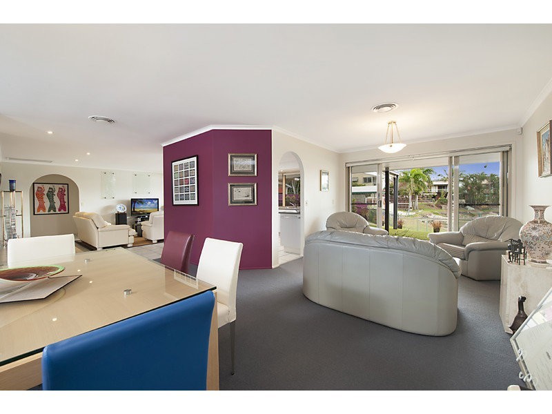 5 Ewinga Court, Mountain Creek QLD 4557