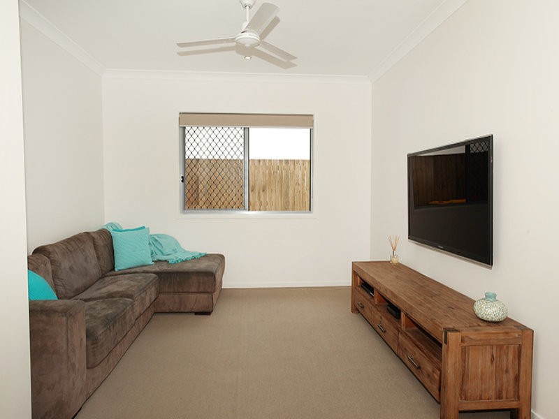 18 Harrier Crescent, Peregian Springs QLD 4573