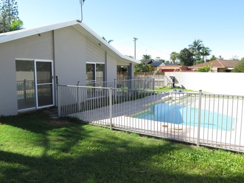 10 Glenlea Drive, Maroochydore QLD 4558