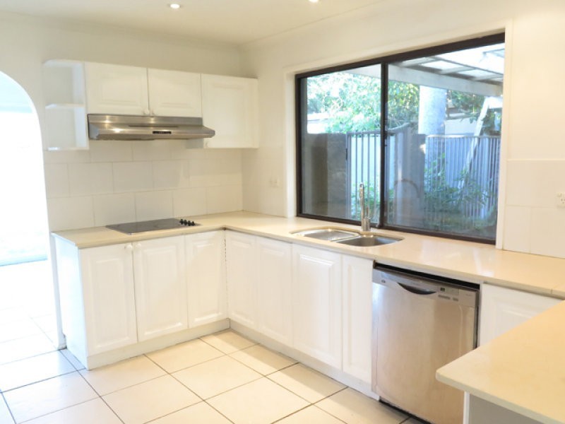 10 Glenlea Drive, Maroochydore QLD 4558