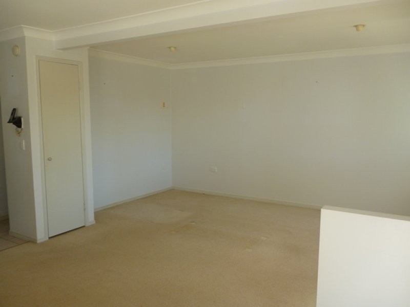 1/68 Cootamundra Drive, Mountain Creek QLD 4557