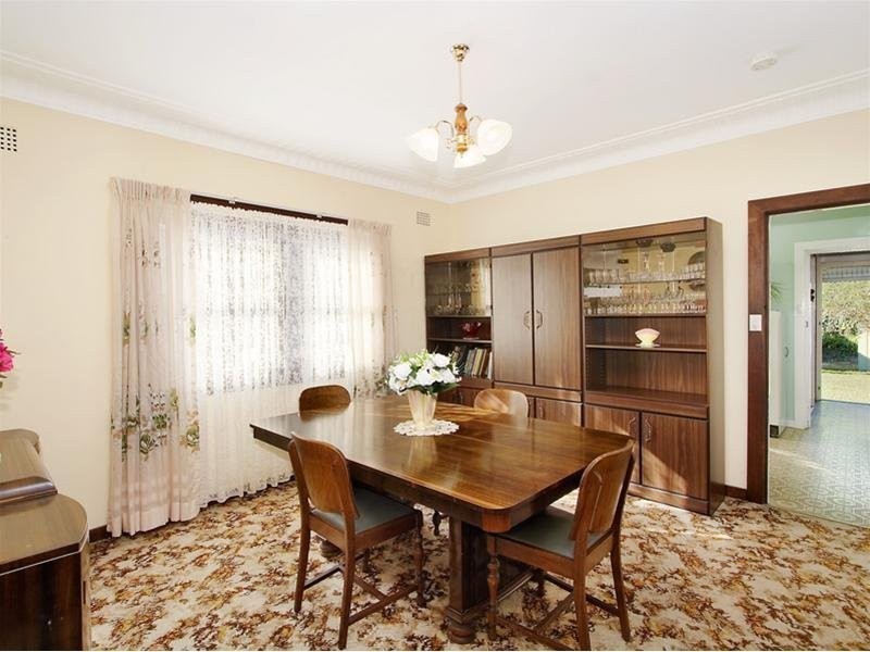 64 Vernon Avenue, Eastlakes NSW 2018