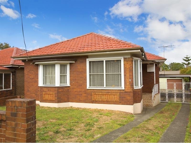 4 Grafton Street, Eastlakes NSW 2018