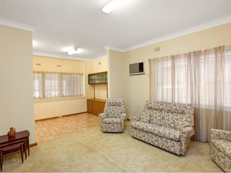 4 Grafton Street, Eastlakes NSW 2018