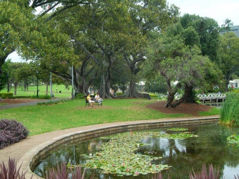 1 Sparkes Lane, Camperdown NSW 2050