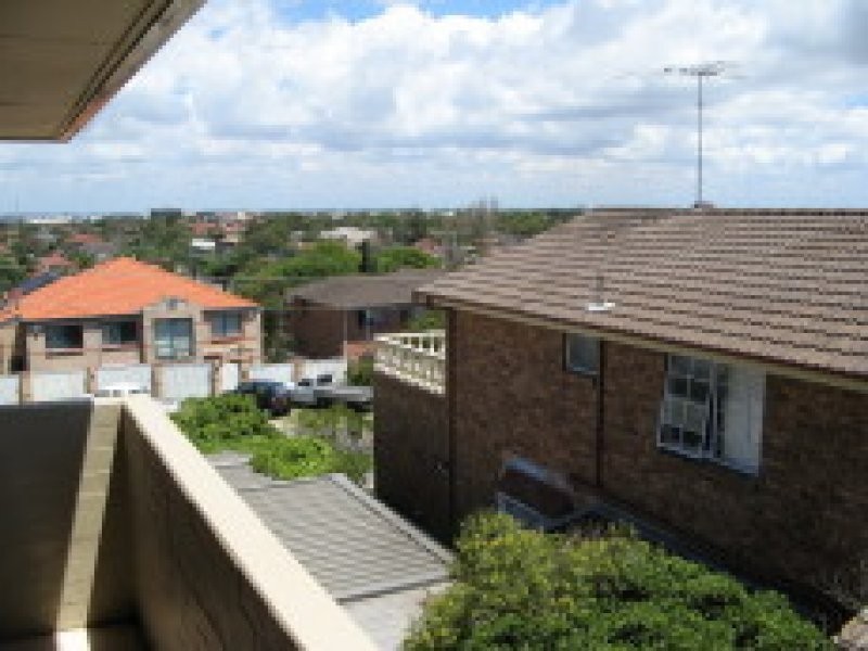 12 851 Anzac Parade, Maroubra NSW 2035
