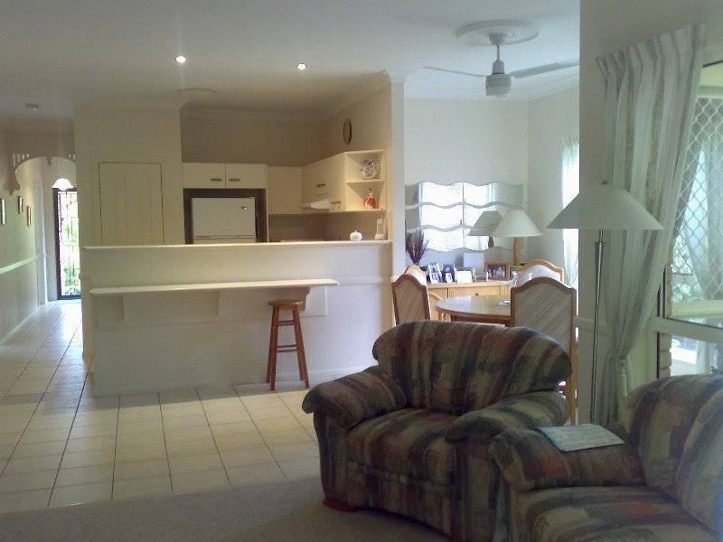 9 Simpson Way, Forest Lake QLD 4078