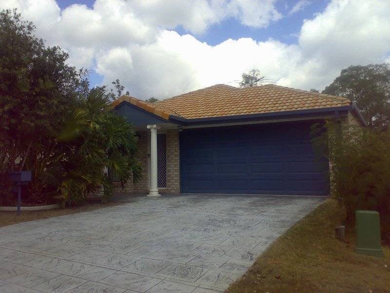 14 Samford Pl, Forest Lake QLD 4078