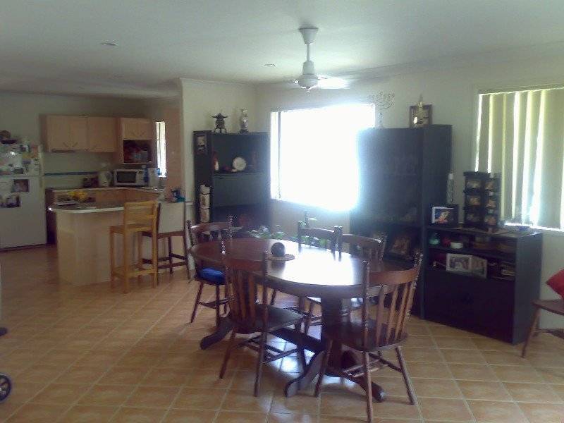 14 Samford Pl, Forest Lake QLD 4078