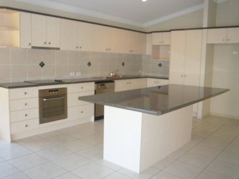 25 Hinchinbrook Circuit, Forest Lake QLD 4078