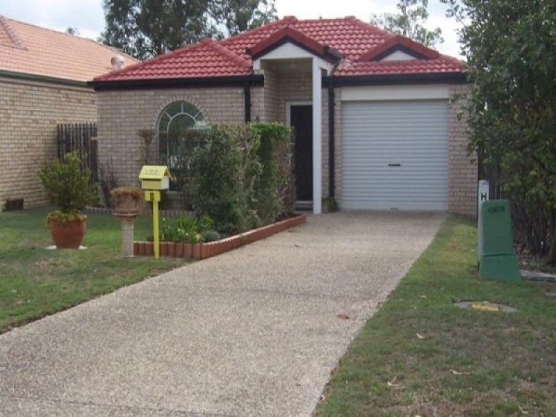 8 Monash Court, Forest Lake QLD 4078