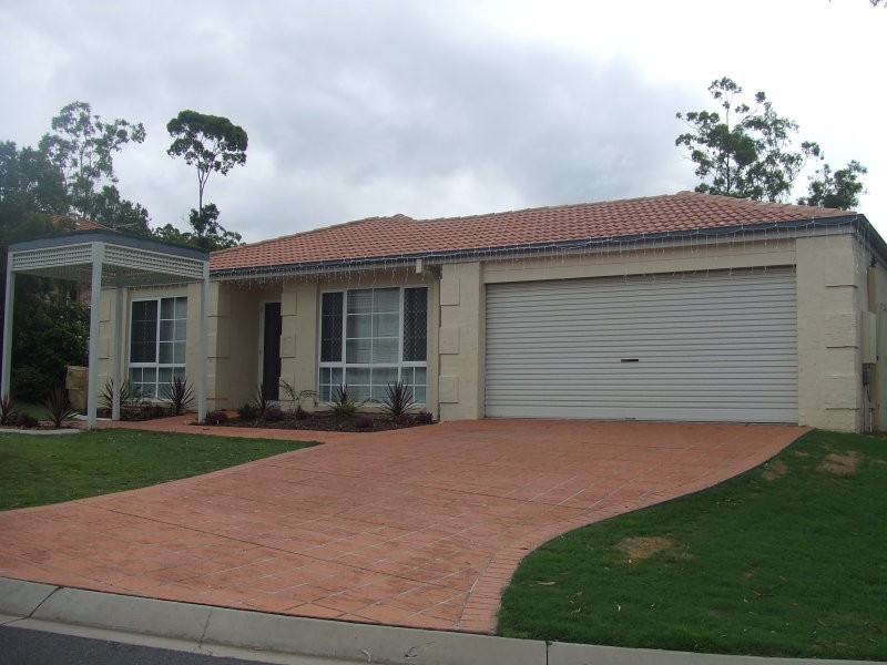 18 Toorak Place, Forest Lake QLD 4078