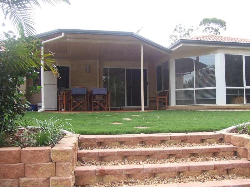 18 Toorak Place, Forest Lake QLD 4078