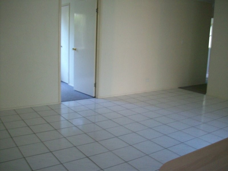 4 Redwood Close, Forest Lake QLD 4078