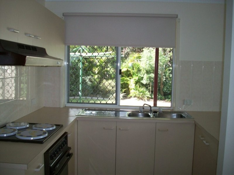 33 Rimu Crescent, Forest Lake QLD 4078