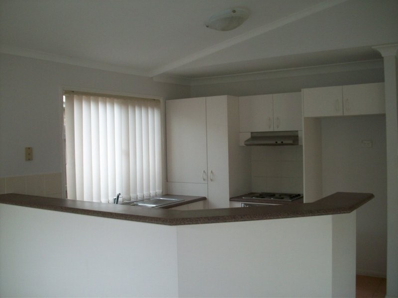 31 Carolina Parade, Forest Lake QLD 4078