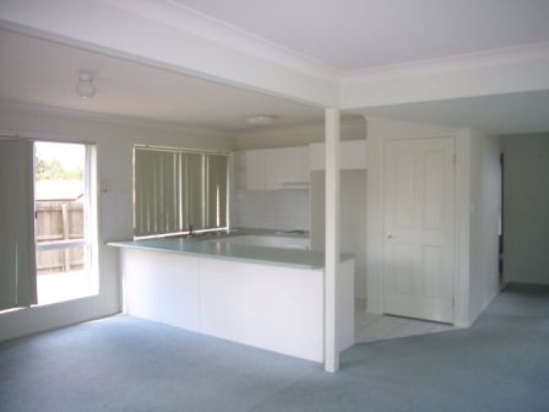 64 Hampstead Street, Forest Lake QLD 4078