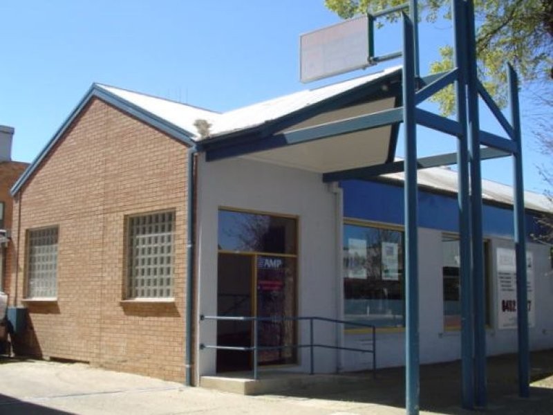 89 Sharp Street, Cooma NSW 2630