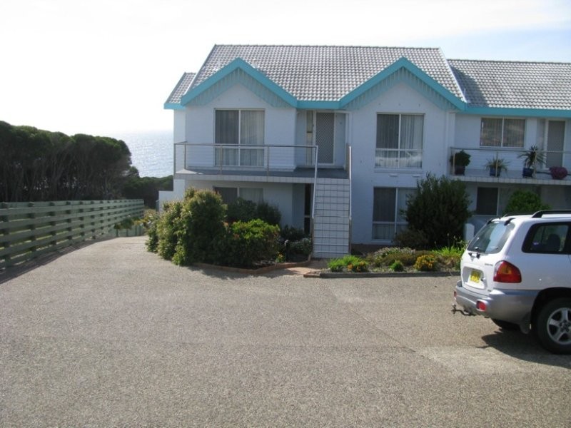 6/18 Surf Circle, Tura Beach NSW 2548