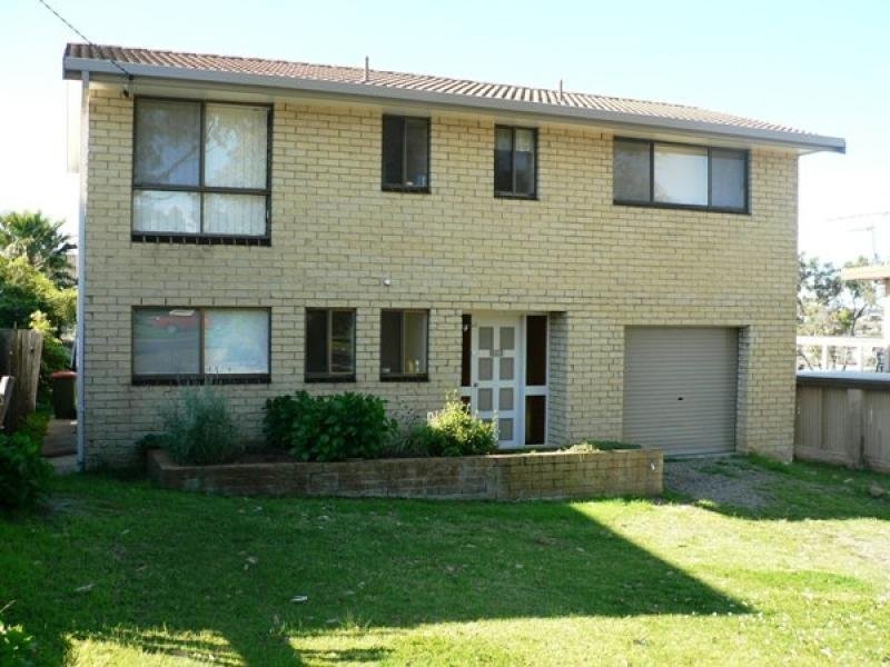 19 Sinclair Street, Bermagui NSW 2546
