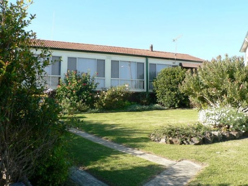 4 Callow Place, Bermagui NSW 2546