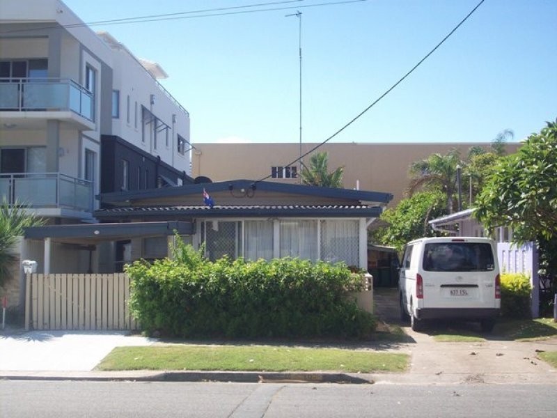 19 Ventura Road, Mermaid Beach QLD 4218