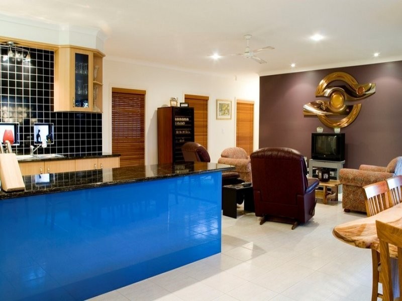 17 Magenta Drive, Varsity Lakes QLD 4227