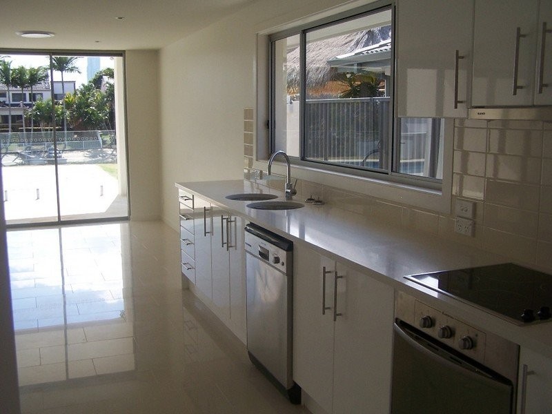 57 T E Peters Drive, Broadbeach Waters QLD 4218
