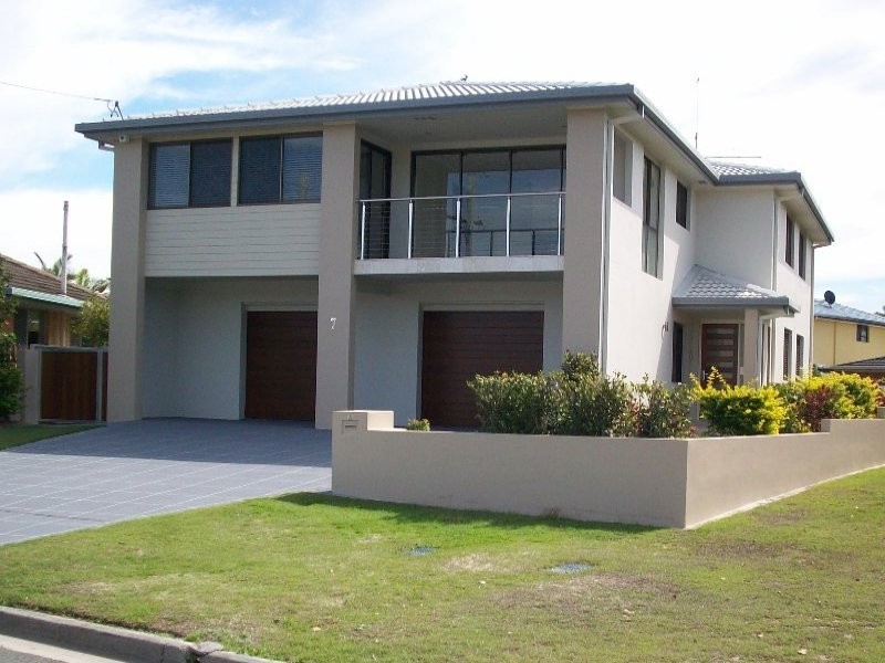 7 Jabiru Avenue, Burleigh Waters QLD 4220