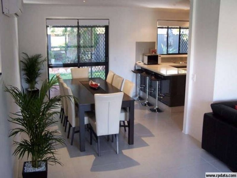 64 Arcadia Drive, Mermaid Waters QLD 4218