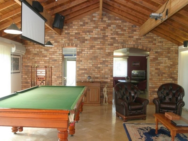 11 Kingsway Drive, Molendinar QLD 4214