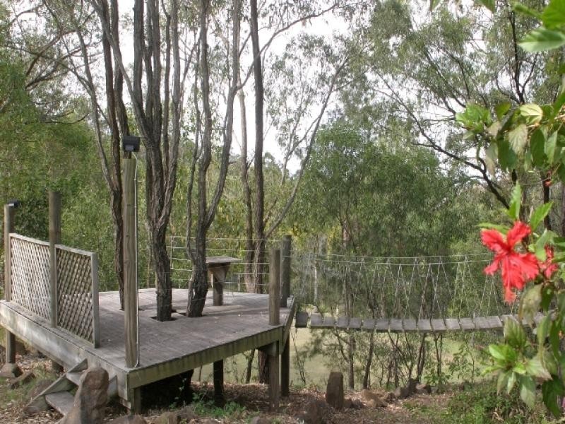 11 Kingsway Drive, Molendinar QLD 4214