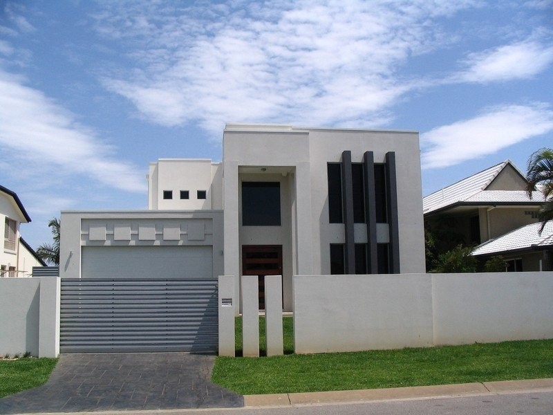 6 Cessnock Close, Mermaid Waters QLD 4218
