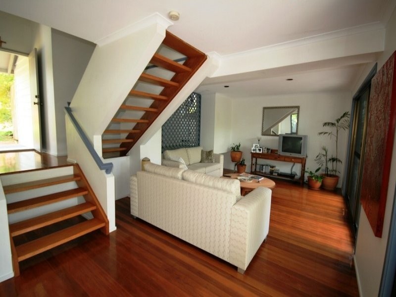14 Ladds Ridge Road, Burleigh Heads QLD 4220