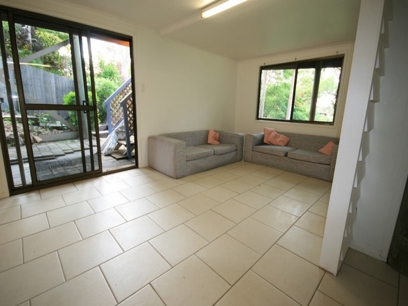 14 Ladds Ridge Road, Burleigh Heads QLD 4220
