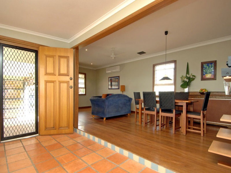 23 Sportsman Ave, Mermaid Beach QLD 4218