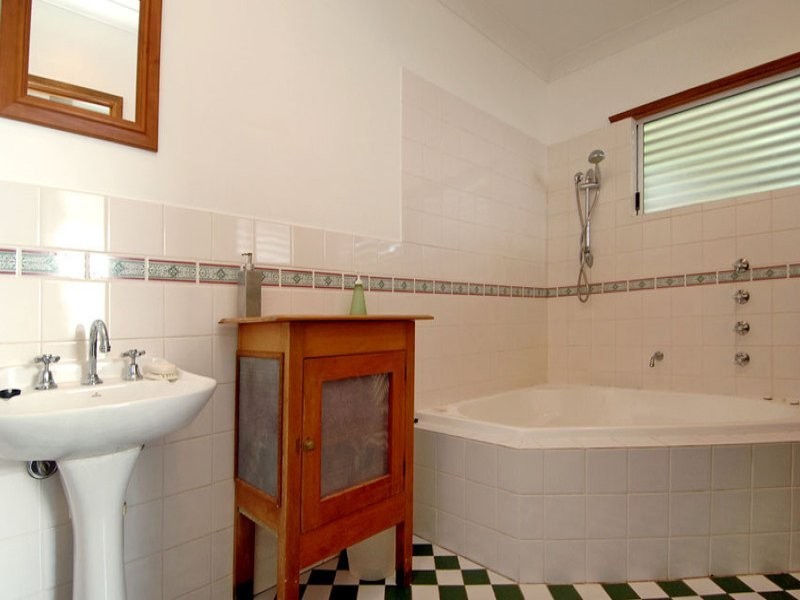 23 Sportsman Ave, Mermaid Beach QLD 4218