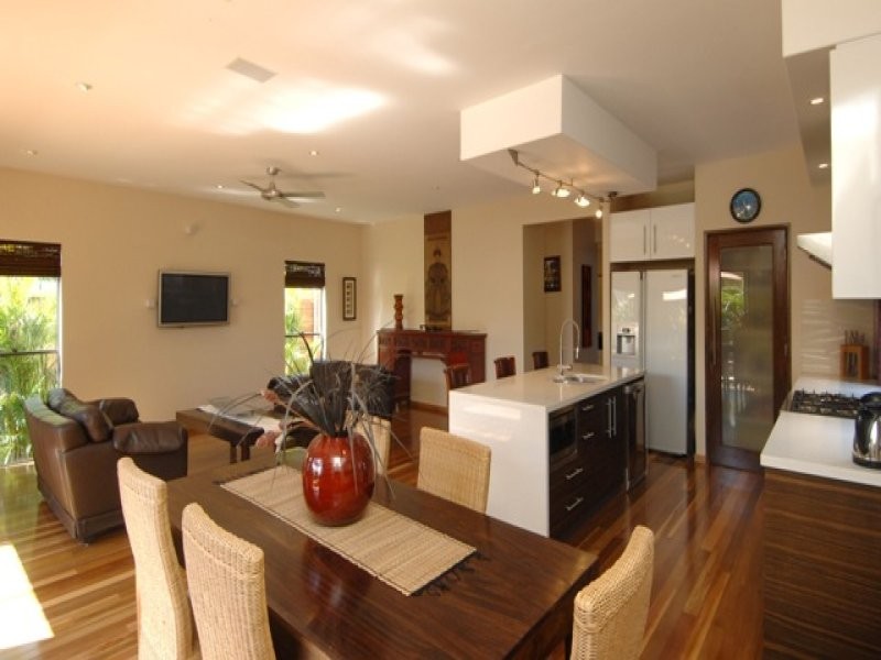 35 Alfred Street, Mermaid Beach QLD 4218