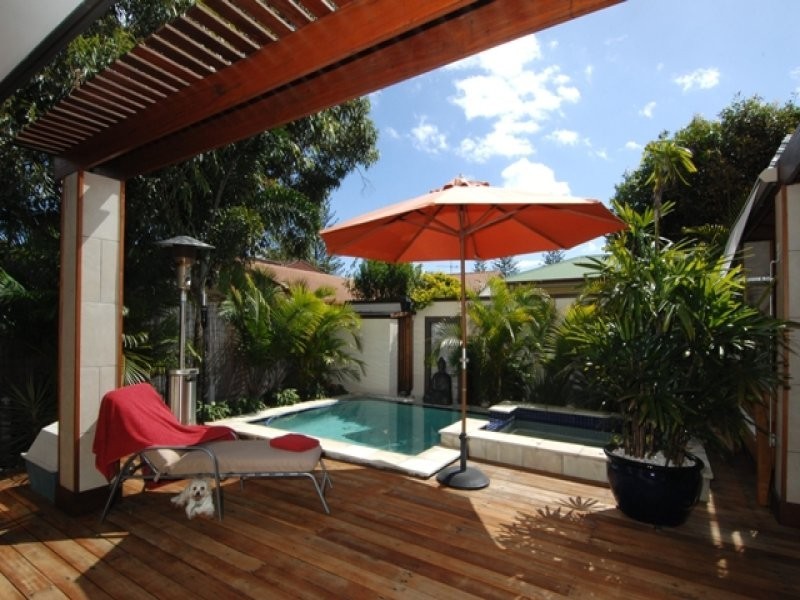 35 Alfred Street, Mermaid Beach QLD 4218