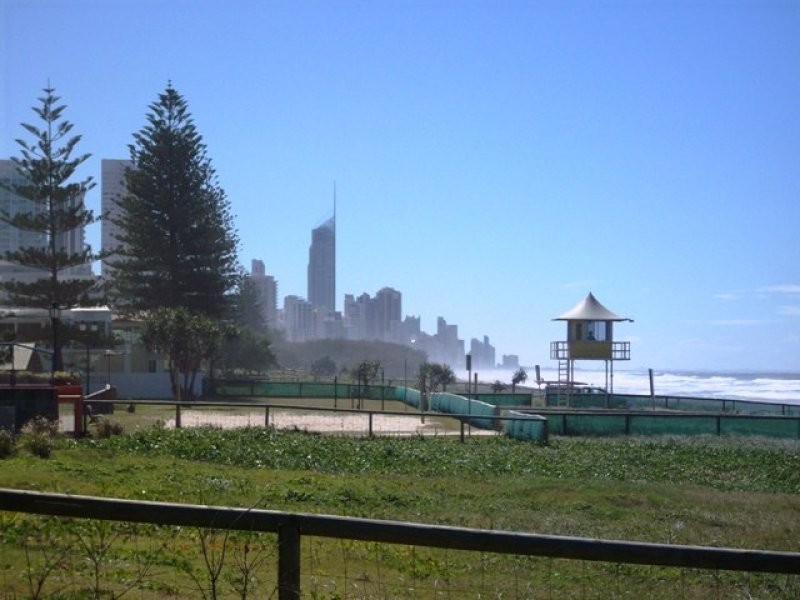 @/58 Petrel Avenue, Mermaid Beach QLD 4218
