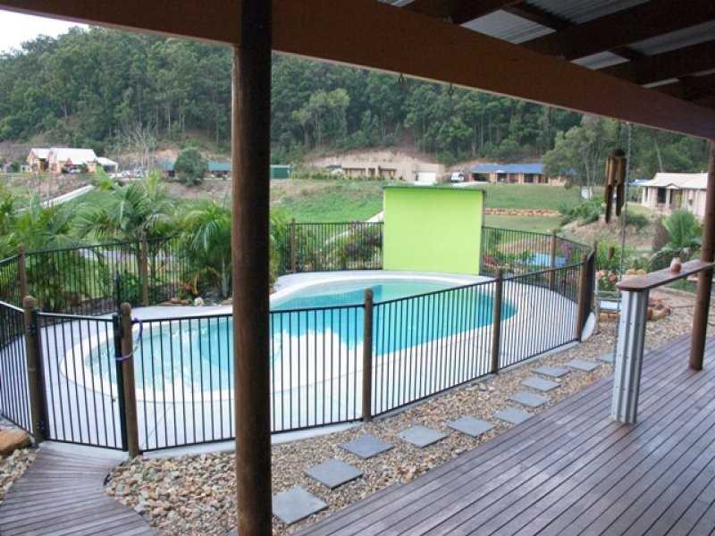 123 Valley Drive, Tallebudgera QLD 4228