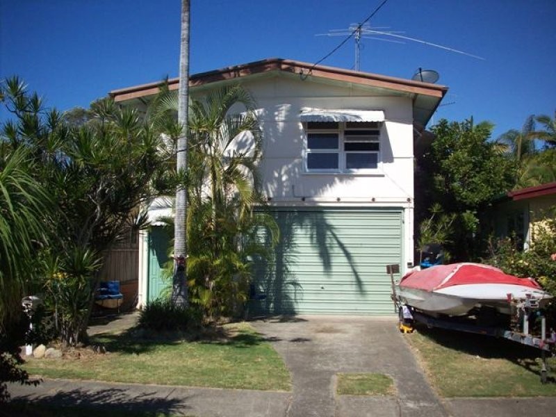 22 Sportsman Avenue, Mermaid Beach QLD 4218
