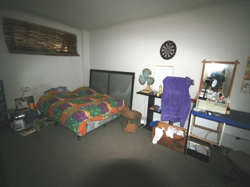 1 ‘Green Fields’, 6 Adori Street, Surfers Paradise QLD 4217