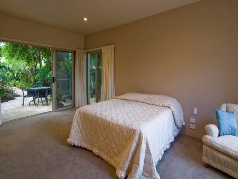 29 B Avanti Street, Mermaid Waters QLD 4218