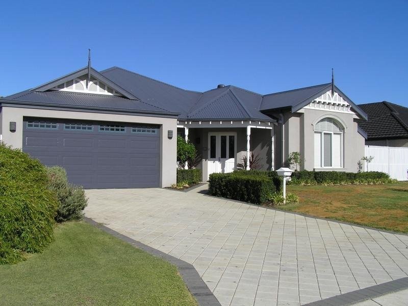 8 Kildare Lane, The Vines WA 6069