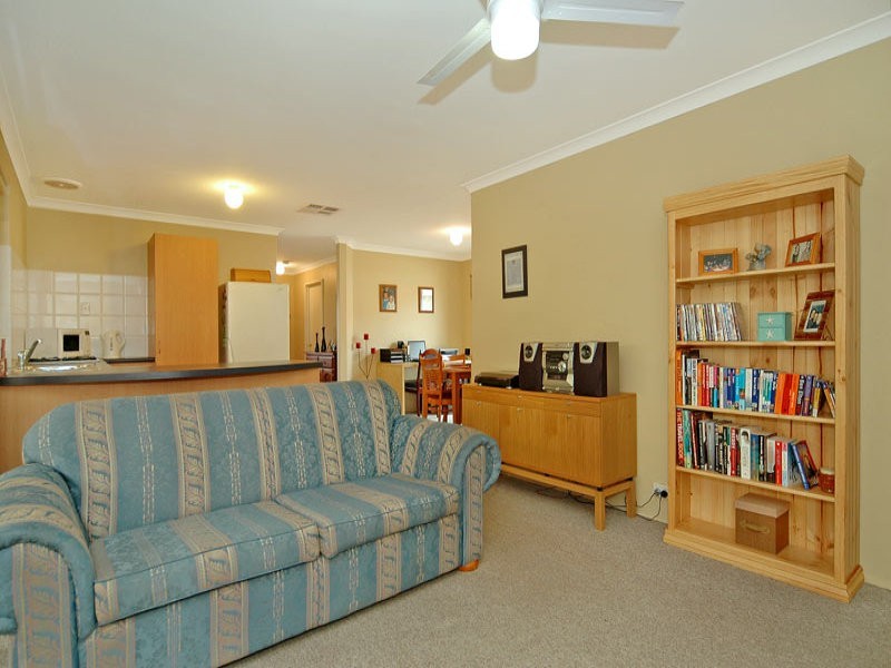 18 Hodges St, Middle Swan WA 6056