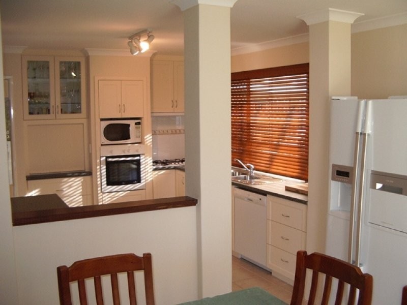 12 Tour Place, Middle Swan WA 6056